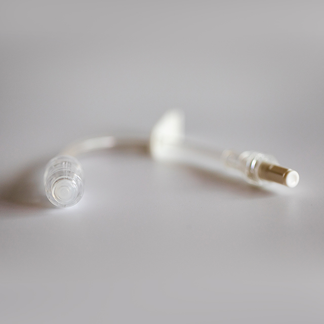 Tubo/tubo de extensión de líquido intravenoso médico desechable