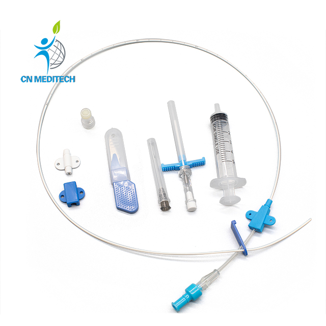 Kit de catéter central insertado periférico de PU desechable Kit de línea PICC de catéter PICC