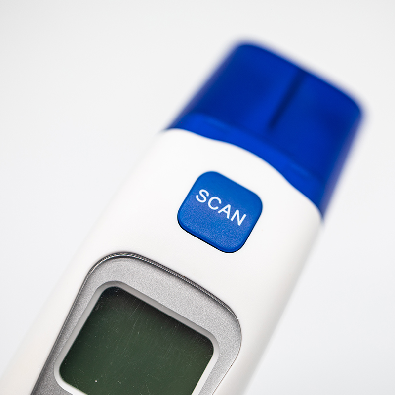 Term&oacute;metro de 800 orejas (2)