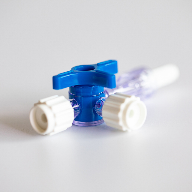 Llave de paso de infusión de tres vías médica desechable 3 con tubo de extensión