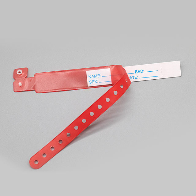 Banda disponible de la identificación de las pulseras de la identificación del paciente del parte movible del PVC