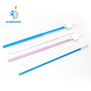 Cepillo cervical vaginal disponible del cepillo endocervical ginecológico médico de la esponja